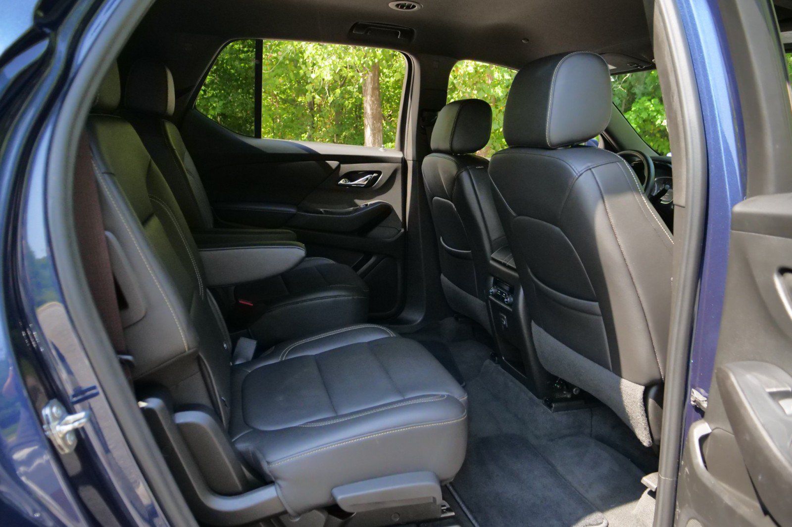 Used 2022 Chevrolet Traverse LT AWD/4WD image 33