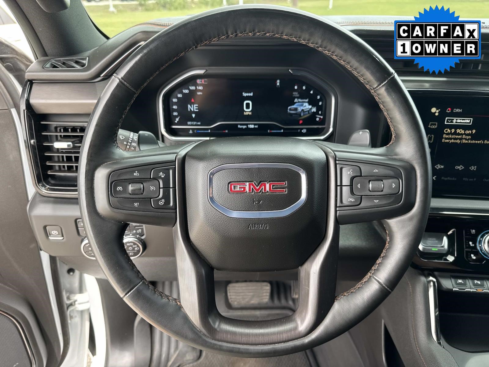 Used 2024 GMC Sierra 1500 AT4 w/ Technology Package AWD/4WD image 35