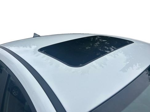 Used 2025 Hyundai Elantra SEL FWD image 28