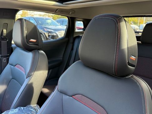 New 2026 Nissan Kicks SR w/ SR Premium Package image 15