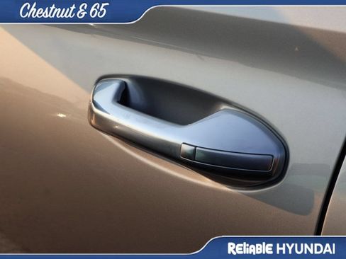 Used 2022 Hyundai Palisade SEL FWD image 23