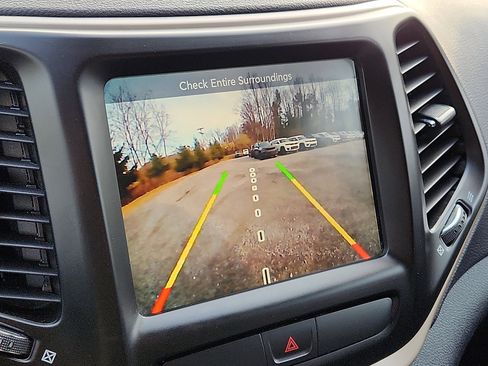 Certified 2017 Jeep Cherokee Limited image 20