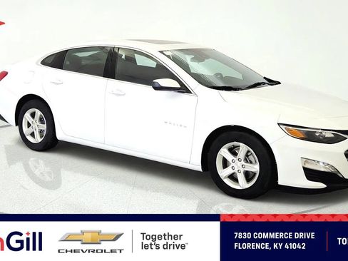 Used 2024 Chevrolet Malibu LT FWD image 1
