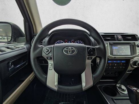 Used 2015 Toyota 4Runner Limited image 11