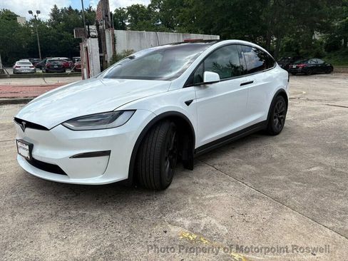 Used 2023 Tesla Model X AWD/4WD image 3