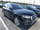 Used 2019 Audi Q5 Prestige w/ Prestige Package image 2