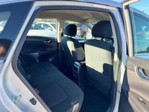 Used 2019 Nissan Sentra S image 25