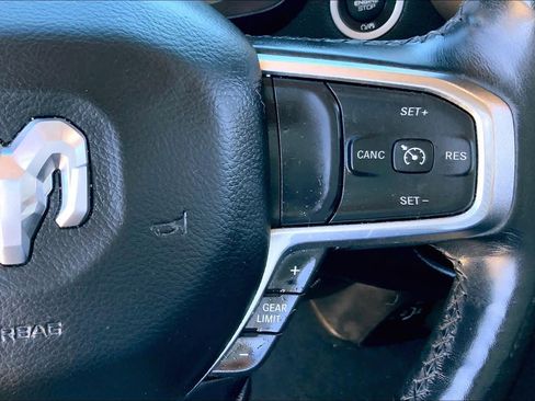 Used 2019 RAM 1500 Laramie image 25