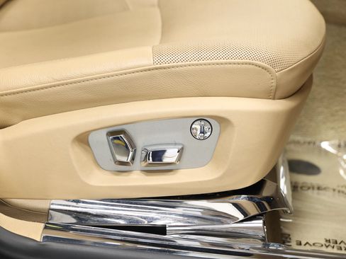 Used 2011 Rolls-Royce Ghost RWD image 99