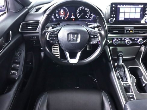 Used 2018 Honda Accord Sport image 31