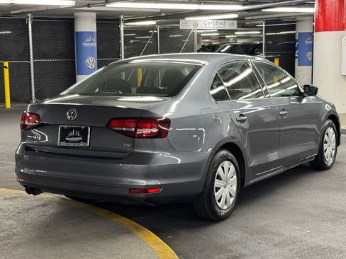Used 2016 Volkswagen Jetta S FWD image 4