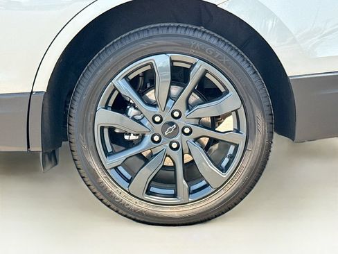 Used 2023 Chevrolet Equinox RS w/ RS Leather Package AWD/4WD image 31