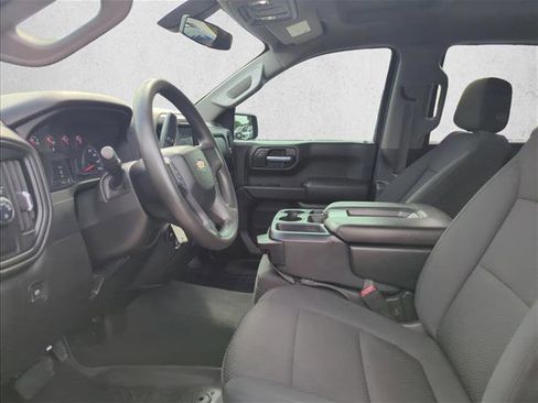 Used 2022 Chevrolet Silverado 1500 Custom image 17