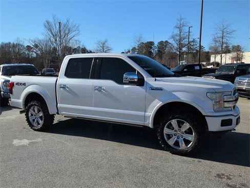 Used 2019 Ford F150 Platinum w/ Equipment Group 701A Luxury image 2