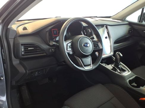 Used 2024 Subaru Outback Premium AWD/4WD image 9