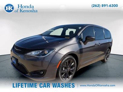 Used 2019 Chrysler Pacifica Touring Plus w/ S Appearance Package