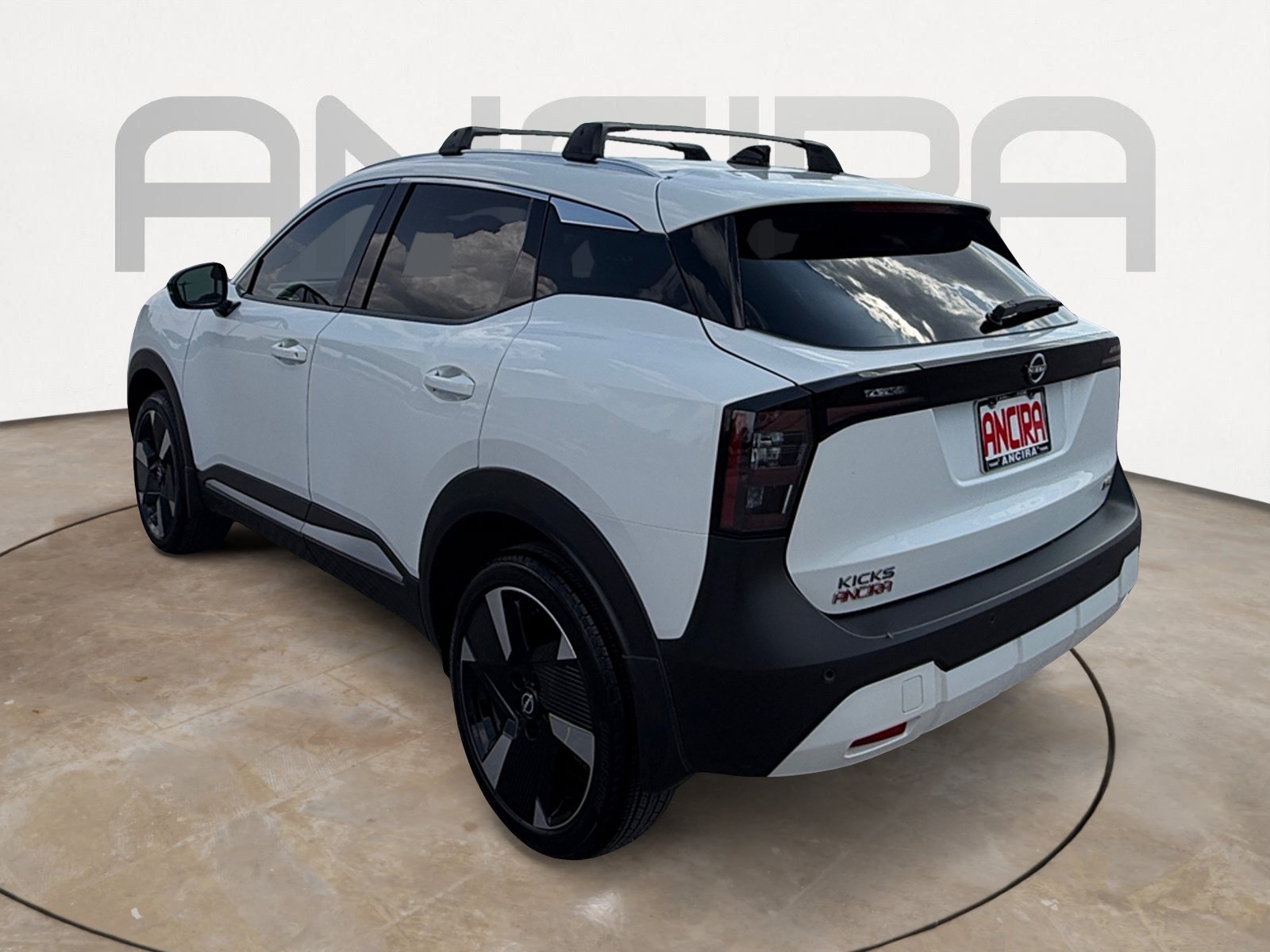 Used 2026 Nissan Kicks SR FWD image 8
