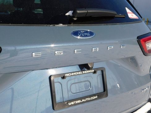 New 2026 Ford Escape ST-Line w/ Cold Weather Package image 39