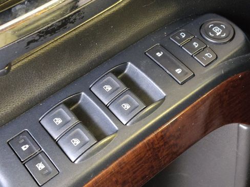 Used 2018 GMC Sierra 1500 SLT w/ Texas SLT Premium Package image 27