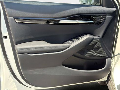 New 2026 Kia Seltos S FWD image 14