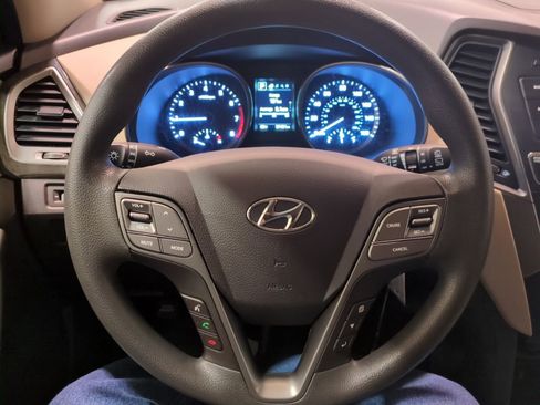 Used 2018 Hyundai Santa Fe Sport image 18