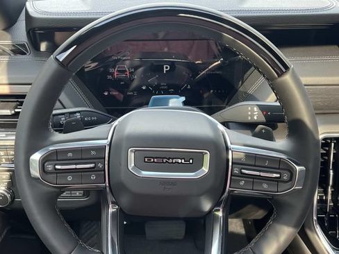 New 2026 GMC Yukon Denali w/ Denali Reserve Package AWD/4WD image 21