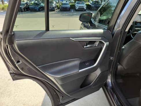 Used 2024 Toyota RAV4 XLE Premium FWD image 28