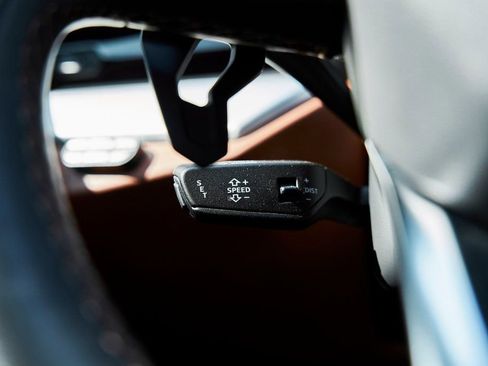 Used 2023 Lamborghini Urus S image 66