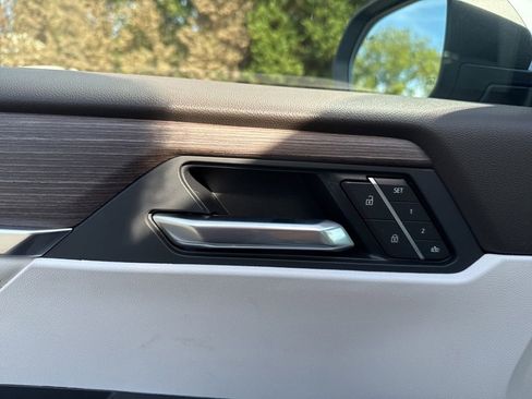 New 2026 GMC Acadia Denali w/ Super Cruise Package image 24