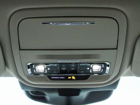 Used 2023 Lincoln Aviator Reserve w/ Elements Package Plus image 30