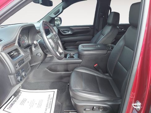 Used 2021 Chevrolet Suburban Z71 w/ Luxury Package AWD/4WD image 22