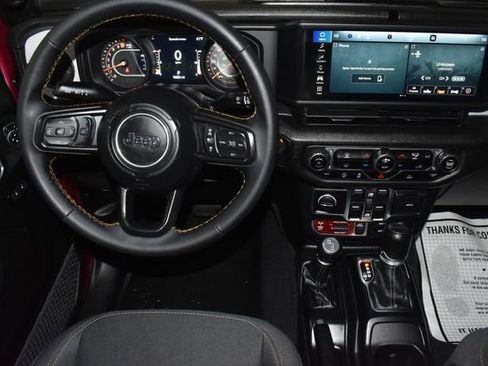 Certified 2024 Jeep Gladiator Sport image 15