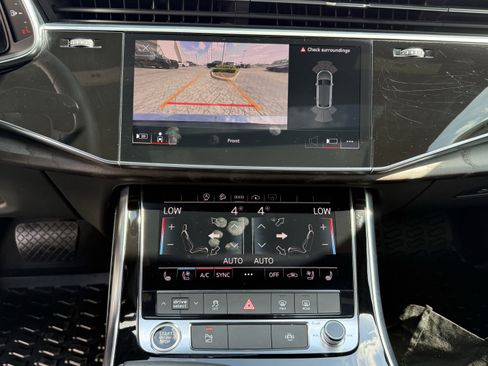 Used 2021 Audi Q8 Premium Plus w/ Premium Plus Package image 22