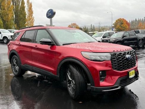 New 2025 Ford Explorer ST w/ Sun And Sound Package image 3