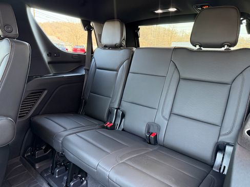 Used 2021 Chevrolet Tahoe High Country w/ Premium Package 2 image 30