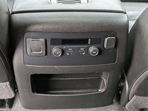 Used 2020 GMC Yukon XL Denali image 33