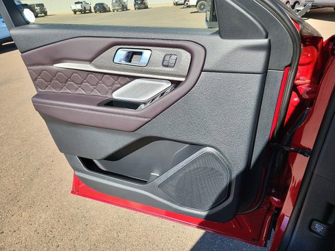 New 2026 Ford Explorer Platinum w/ LUX Leather Package image 13