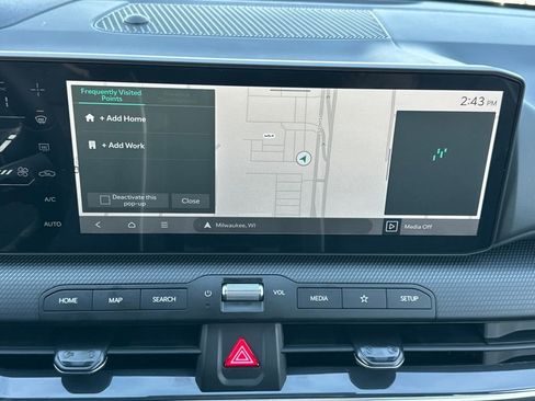 New 2025 Kia K4 GT-Line image 33