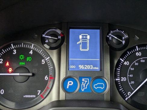 Used 2018 Lexus GX 460 image 6