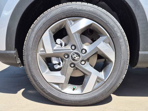 New 2026 Hyundai Venue SEL FWD image 13