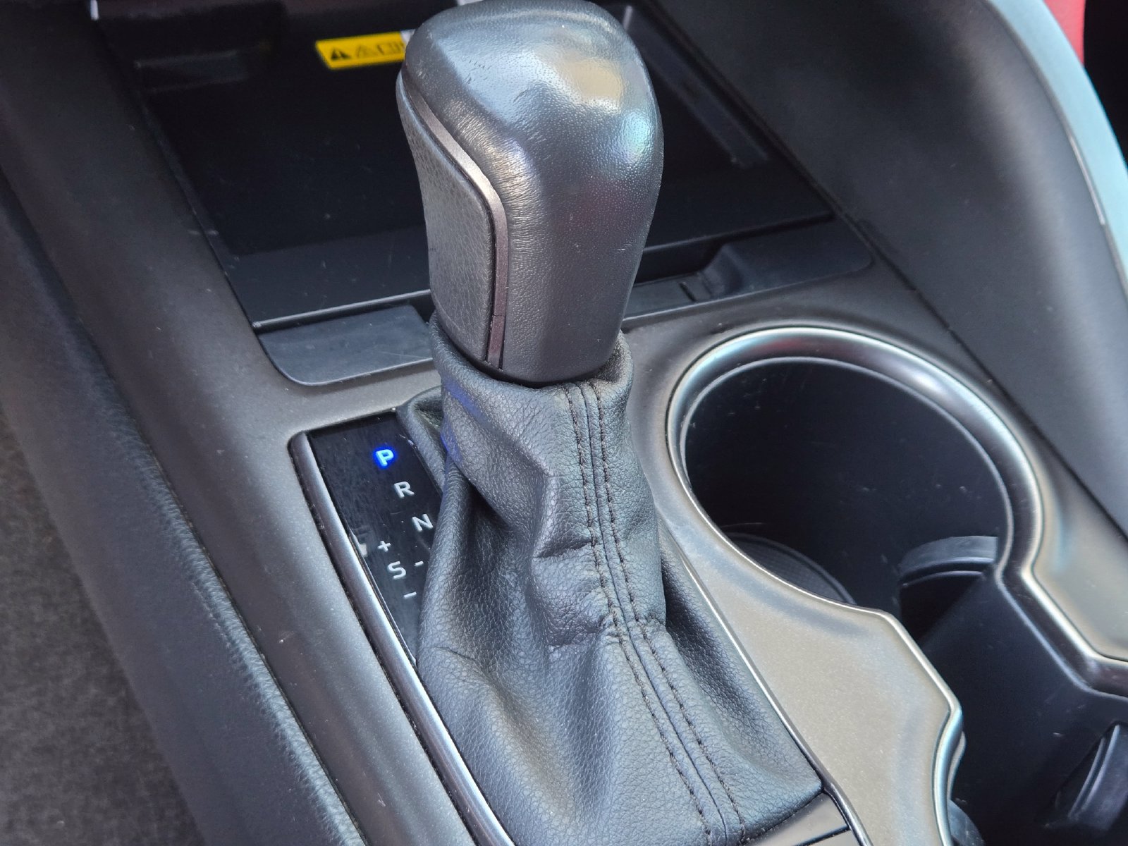 Used 2022 Toyota Camry XSE FWD image 20