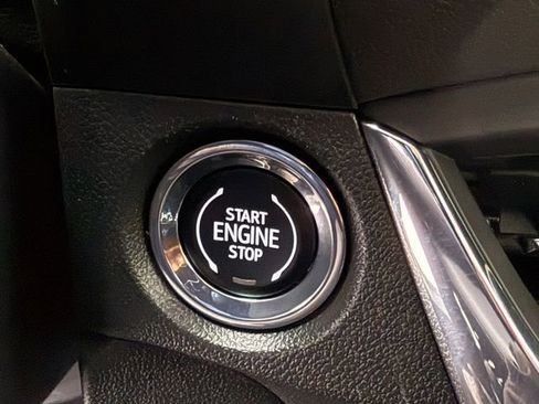 Used 2025 Buick Encore GX Sport Touring FWD image 10