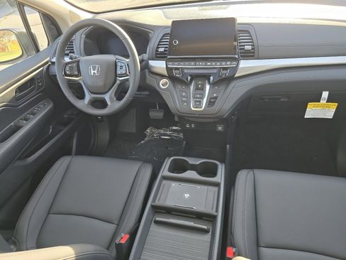 New 2026 Honda HR-V LX image 21