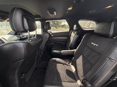 Used 2018 Dodge Durango SRT w/ Technology Group AWD/4WD image 16