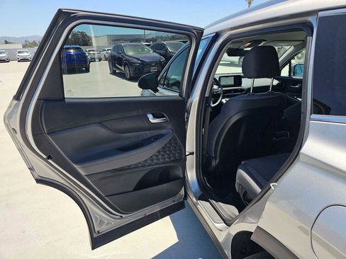 Used 2023 Hyundai Santa Fe SEL FWD image 15