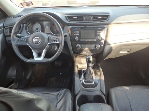 Used 2017 Nissan Rogue S AWD/4WD image 9