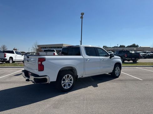 Used 2022 Chevrolet Silverado 1500 LTZ image 10