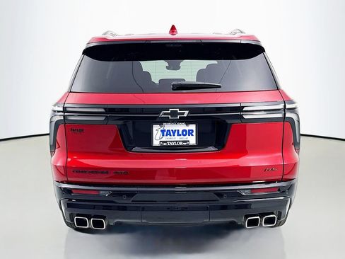 Used 2024 Chevrolet Traverse RS AWD/4WD image 6