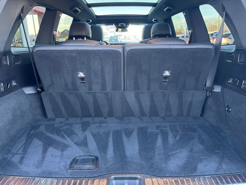 Used 2024 Mercedes-Benz GLS 450 4MATIC image 23