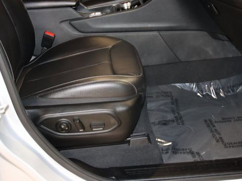 Used 2024 Jeep Grand Cherokee L Limited w/ Luxury Tech Group II image 54